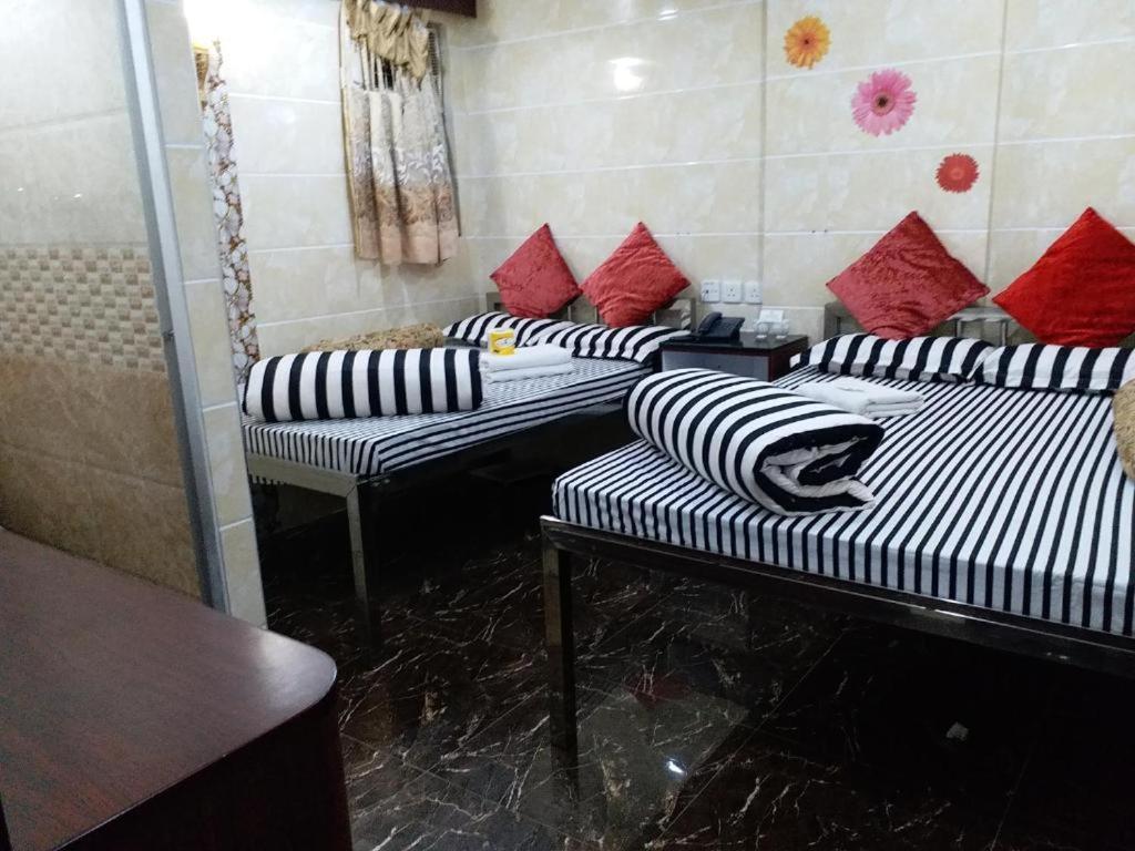 Ranjeet Guest House Hongkong Buitenkant foto